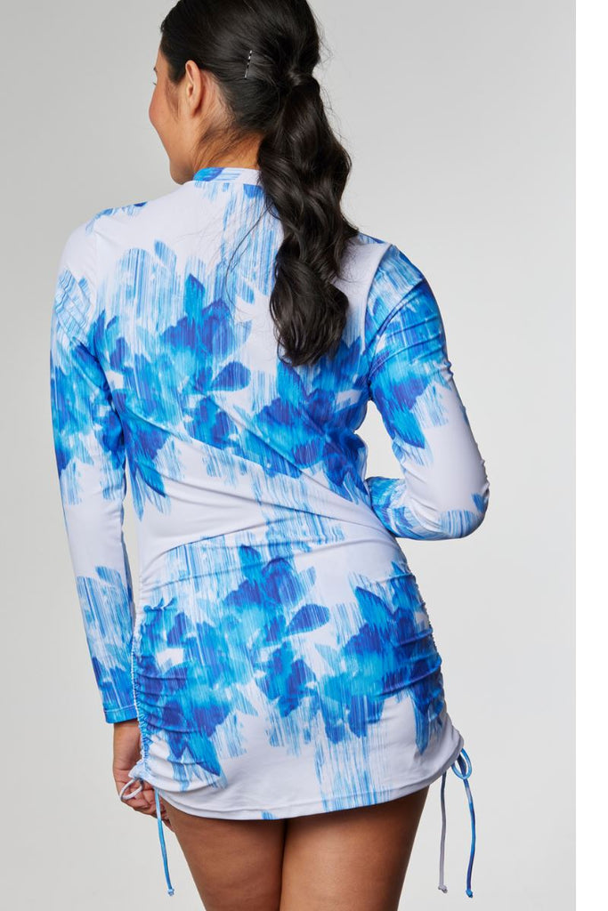 Sustainable Womens Convertible Rashie in Blurred Floral White & Blue - Cat & I